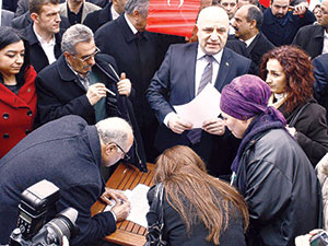 Hocalı için imza kampanyası