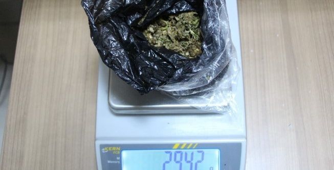 Araç içerisinden bakın ne çıktı