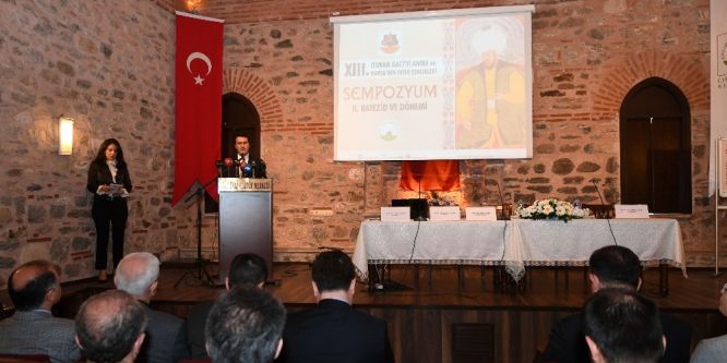 Fetih coşkusu sempozyumla başladı