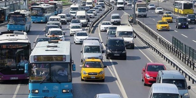 991 toplu taşıma aracı trafikten men edildi