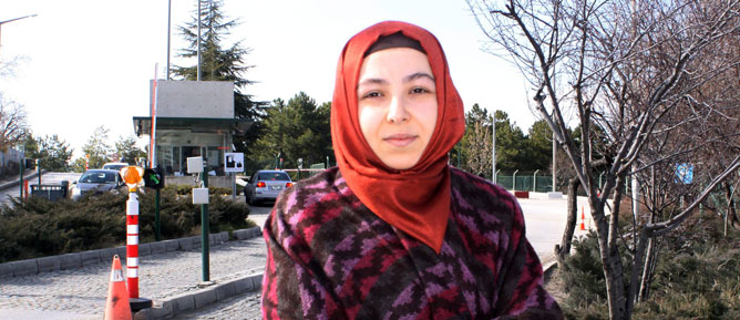 Başörtülüye ODTÜ’den geçen otobüs de yasak!