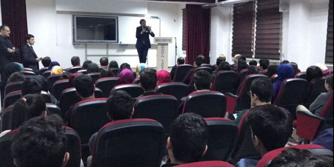 ''Gençlerimizin geleceği için evet''