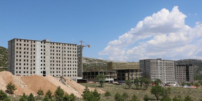 5 bin kişilik yurt Ağustos ayında bitiyor