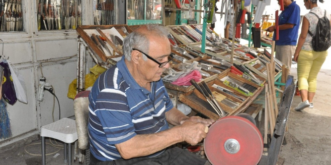 Bıçakçılarda bayram hareketliği başladı