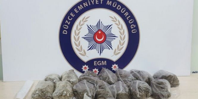 Torpidoya gizlenen uyuşturucuyu narkotik köpeği buldu