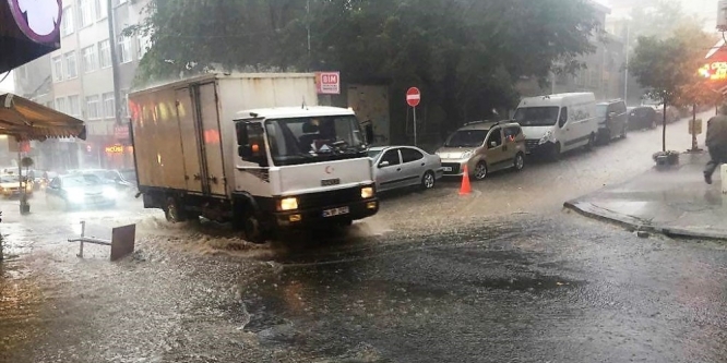 Tekirdağ’da sağanak yağış