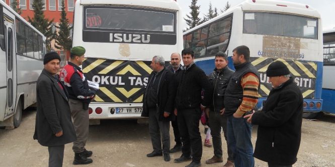 Okul servis denetimleri sürüyor!