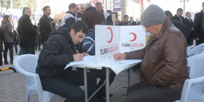 Kan bağışına yoğun ilgi