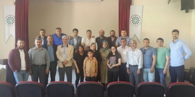 Kamu personeli temel işaret dilini öğrendi