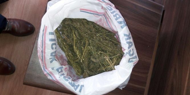 Şartlı tahliye oldu, uyuşturucudan tutuklandı