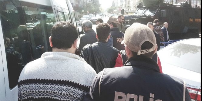 Samsun’da ’ByLock’tan 3 eski polis tutuklandı