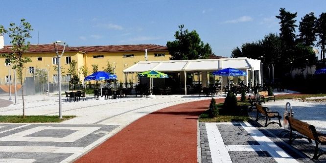 Düzce Belediyesi sosyal tesislerinde öğrenciye yüzde 15 indirim kampanyası