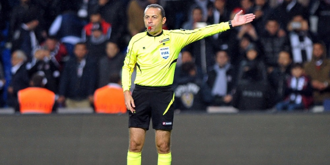 UEFA’dan Cüneyt Çakır’a görev