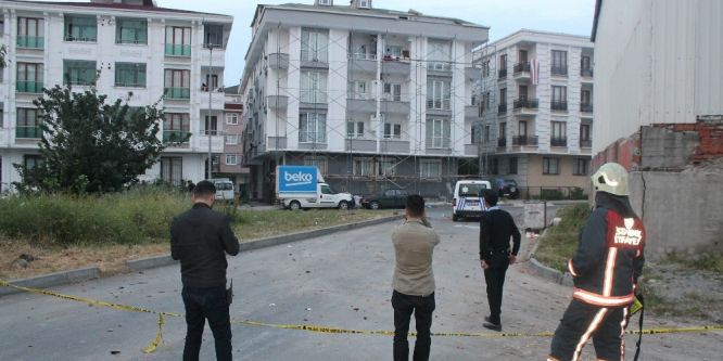 Aakli dengesi bozuk şahıs polisi alarma geçirdi