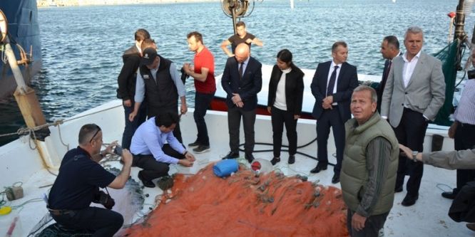 Karabiga jumbo karides av sezonu törenle açıldı
