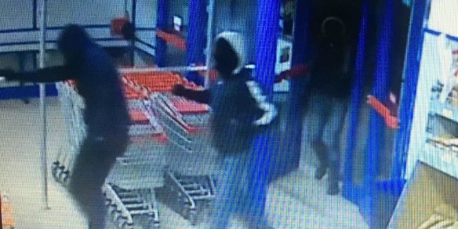 Adana'da silahlı gasp