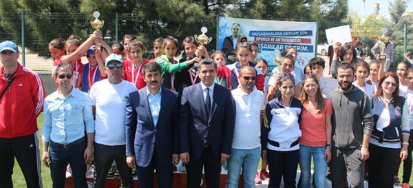Atletizm müsabakaları yapıldı