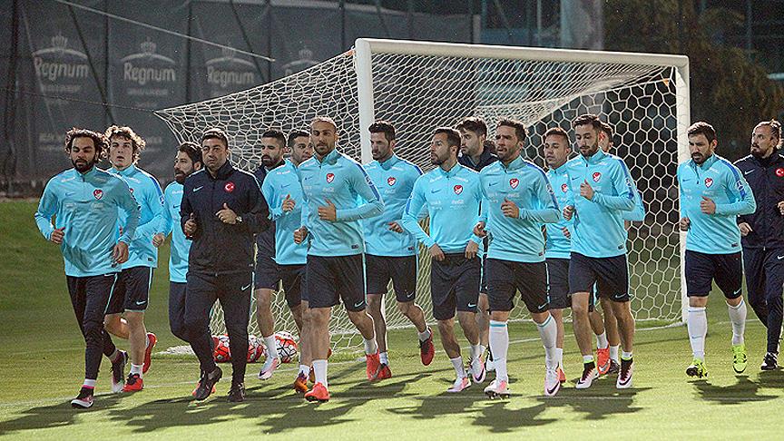 A Milli Futbol Takımı İsveç maçı hazırlıklarına başladı