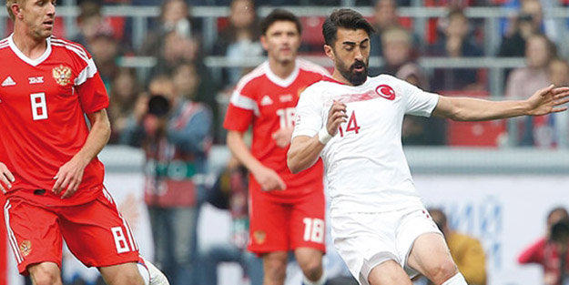 A Milli Futbol Takımı, Rusya ile berabere kaldı