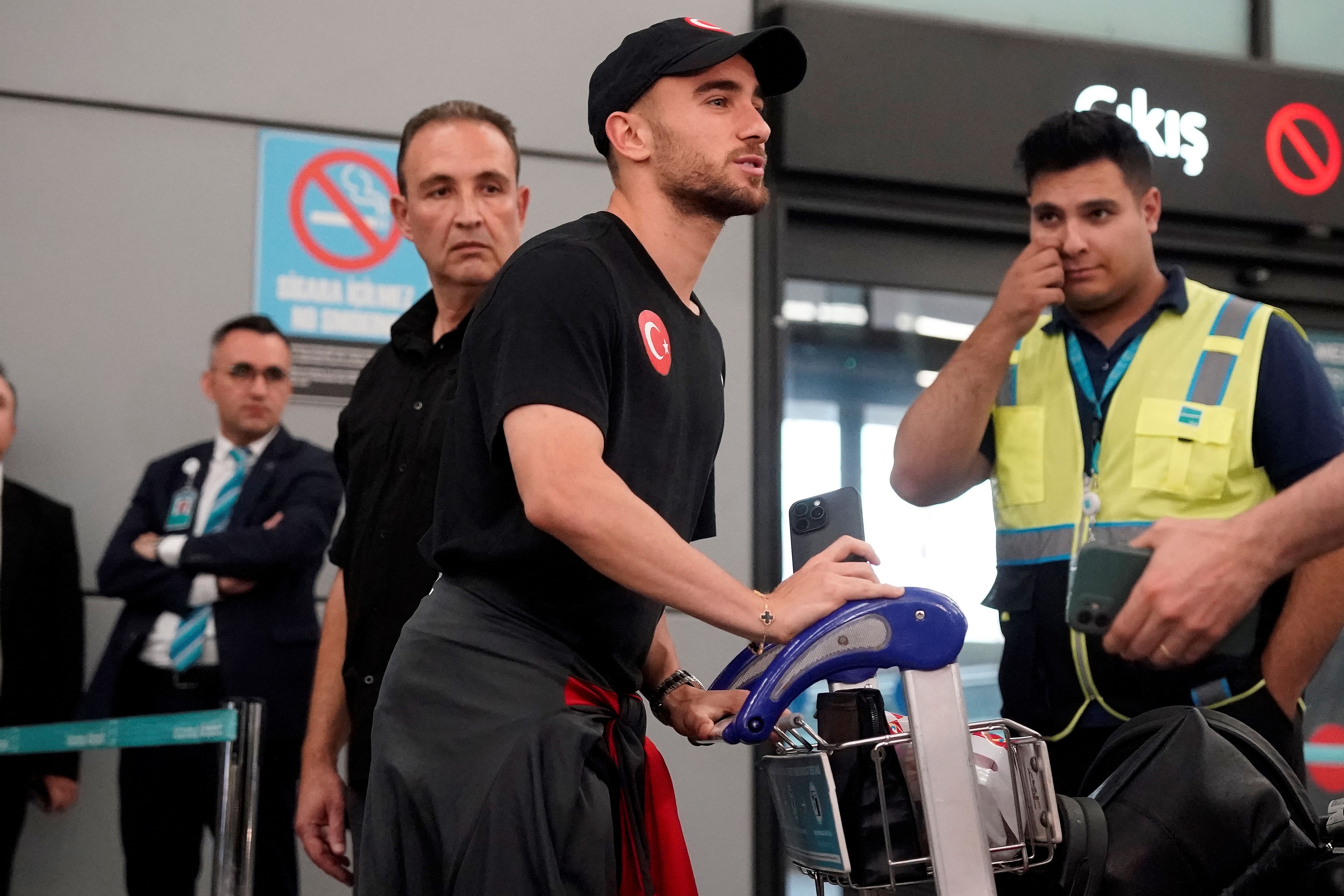 A Milli Futbol Takımı, yurda döndü