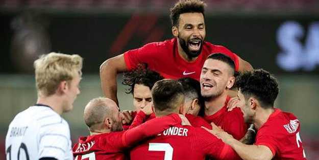 A Milli Takım 90+4'te maçı çevirdi