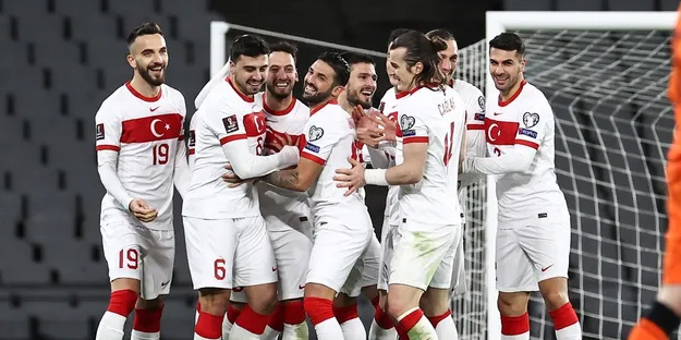 A Milli Takım aday kadrosunda büyük sürpriz!