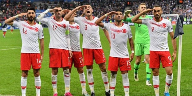 A Milli Takım'da 9 futbolcu kadrodan çıkartıldı