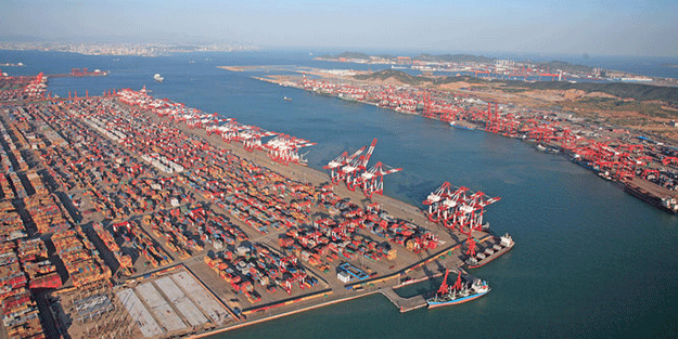 A Spor canlı yayınında sunucu fazla dayanamadı! Melike Çelik kahkahayı bastı