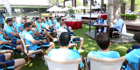 A Takım'a İlber Ortaylı'dan tarihi doping