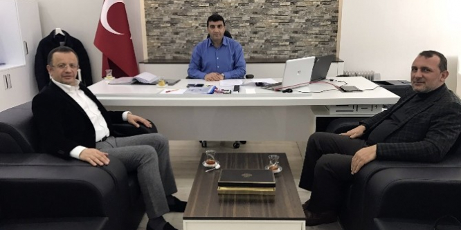 Ak Parti Üsküdar İlçe Başkanı Halit Hızır, Çetiner’i ziyaret etti