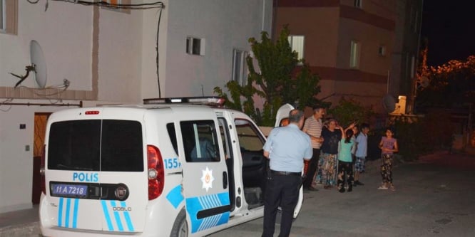 3 yaşındaki çocuk, 3’üncü kattan aşağı düştü