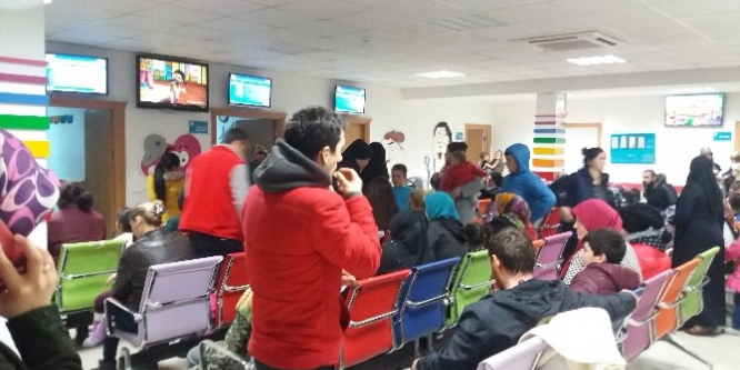 Acil servislerde grip sıraları oluştu