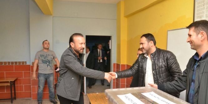 Başkan Doğan oyunu kullandı