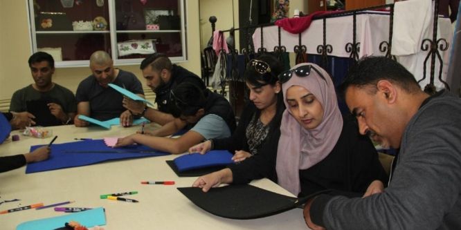 İngiliz gençler keçeden el sanatları ürünü yaptı