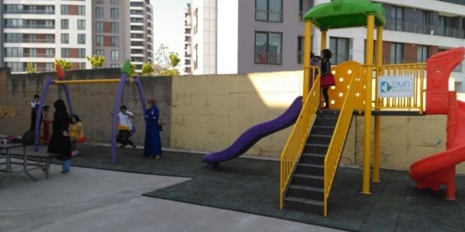 İzmit Belediyesi'nden öğrencilere jest