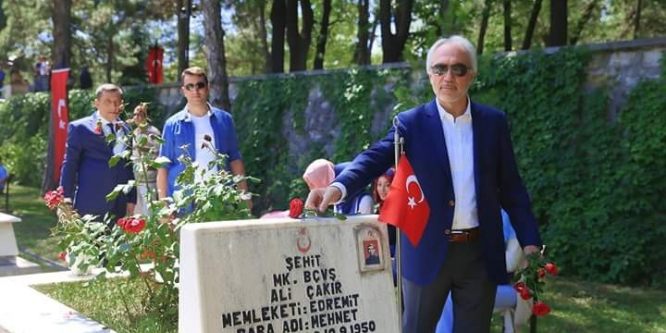 Başkan Kamil Saraçoğlu: 15 Temmuz şehitlerimizi ve tüm şehitlerimizi saygı ile anıyoruz