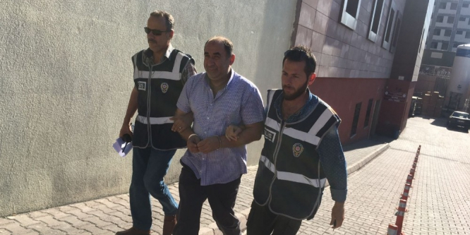 3 ayrı suçtan aranan şahıs polisten kaçamadı