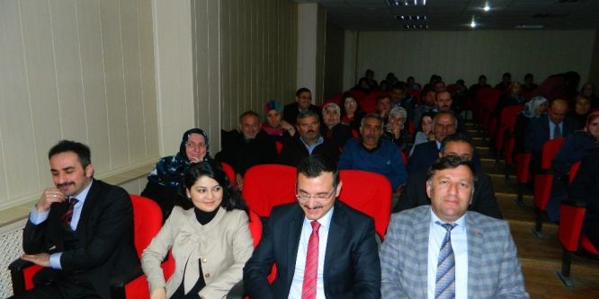 İmam Hatip Lisesi’nden şiir dinletisi