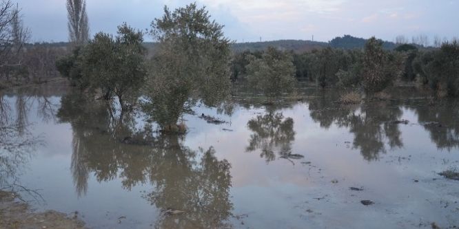 Sular altında kaldı