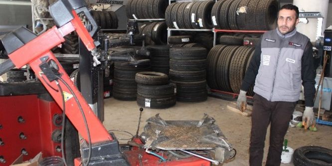 Oto lastikçiler iş yapamaz hale geldi