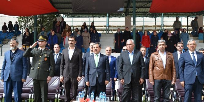 23 Nisan Darende’de coşku ile kutlandı