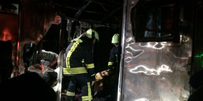 İşçilerin kaldığı konteynırda yangın: 1 ölü, 2 yaralı