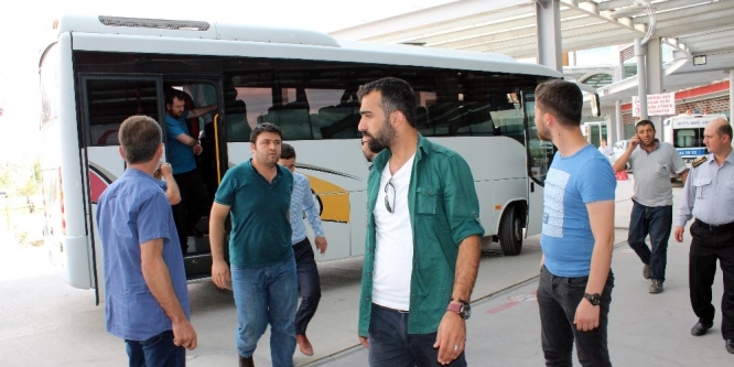 Afyonkarahisar’da FETÖ operasyonu: 21 gözaltı