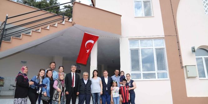Yunusdere Camii dualarla hizmete açıldı