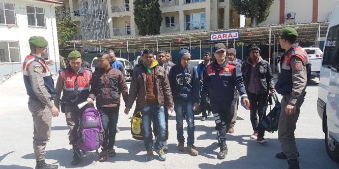 Kıbrıs’tan Türkiye’ye gelen 14 mülteci yakalandı