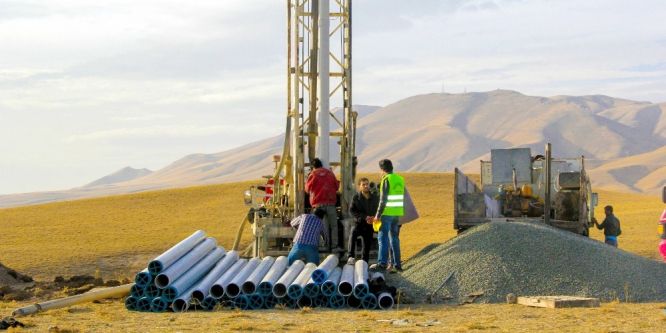 Van Büyükşehir Belediyesi'nden sulama suyu çalışması