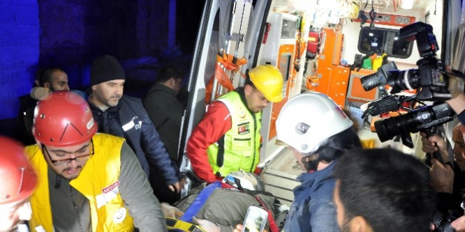 Antalya’da çöken inşaatta kurtarma çalışmaları sona erdi