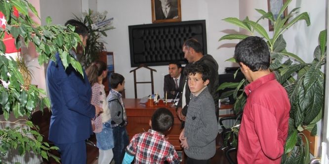 Başkale’de ‘Sosyal Market’ hizmeti