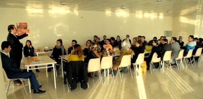 Müdür Muhlis Ceylani, stajyer öğretmenlerle bir araya geldi