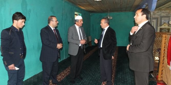Ağacık Camii restore edilmeyi bekliyor